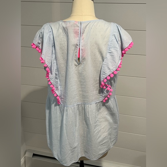 Lily Pulitzer NWT Swiss Dot Dobby Chambray Top - Picture 2 of 4